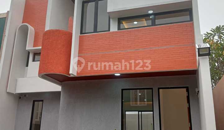 Rumah Modern Tropis Termurah Di Selatan Jakarta Bagus Buat Tinggal Dan Cocok Untuk Investasi Rumah Modern Tropis Termurah Di Selatan Jakarta Bagus Buat Tinggal Dan Cocok Untuk Investasi