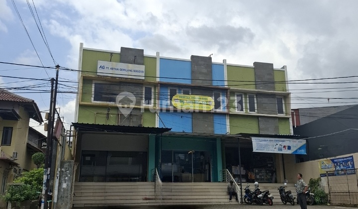 Ready-to-Live Shop House on Main Road in Bekasi Area 2