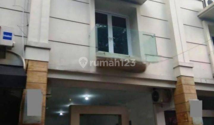 Ruko 3 Lantai, Dalam Kompleks Ruko
lokasi Strategis Di Cipete Jakarta Selatan 1