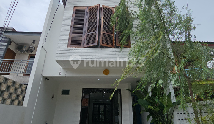 Rumah Modern 3 Lantai Siap Huni Dalam Komplek Di Cilandak Fatmawati Jaksel 2