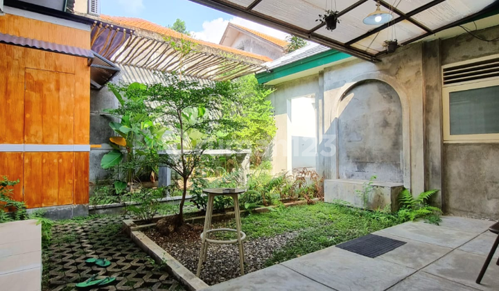 House Suitable For Living And Office In Cilandak Fatmawati, South Jakarta