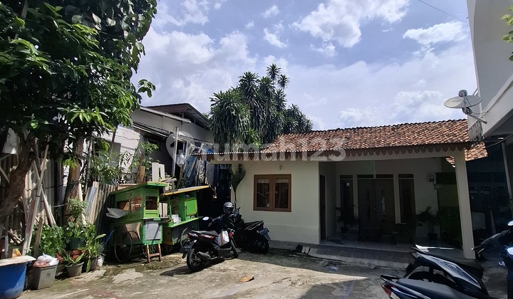 Rumah Hitung Tanah Di Dekat Halte Transjakarta Warung Buncit Jaksel 2