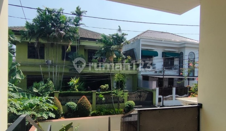 3-Story Ready-to-Occupy House in Pondok Indah, South Jakarta 2