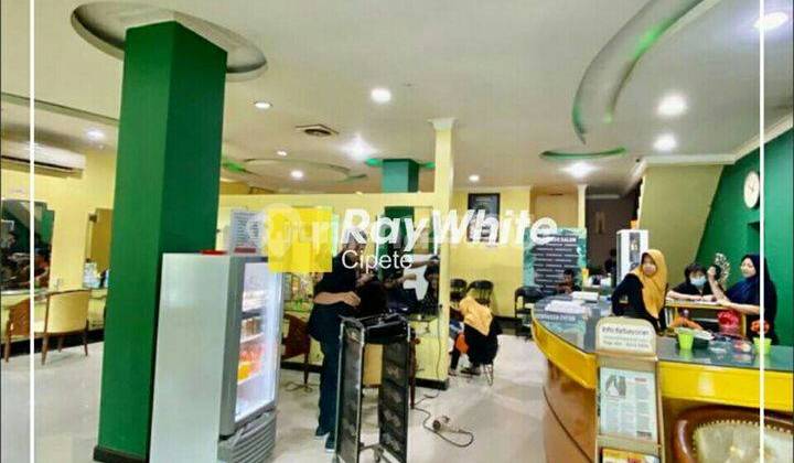 Ruko/Bangunan Komersial Di Kebayoran Baru Jakarta Selatan 2