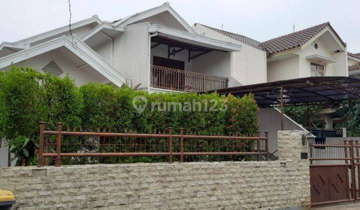 Rumah cantik sudah direnovasi di condet jakarta timur 1