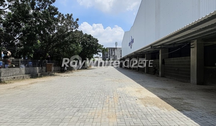 Brand New Lapangan Padel di Cilandak Jakarta Selatan Brand New Lapangan Padel di Cilandak Jakarta Selatan