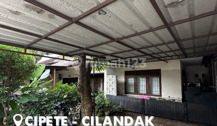 Rumah Siap Huni 2 Lantai di Cipete Jakarta Selatan