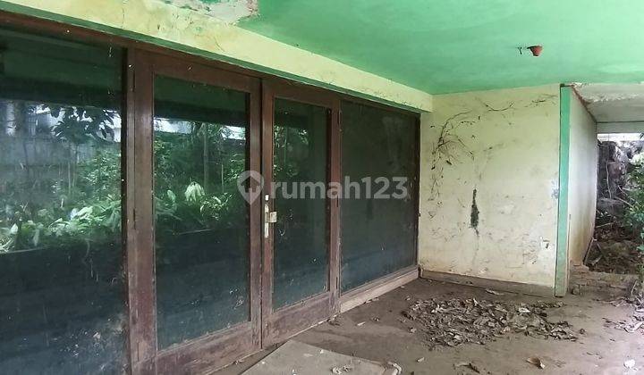 Rumah Hitung Tanah di Kemang Jakarta Selatan 1