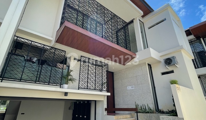 Beautiful Brand New Townhouse in Kemang, South Jakarta