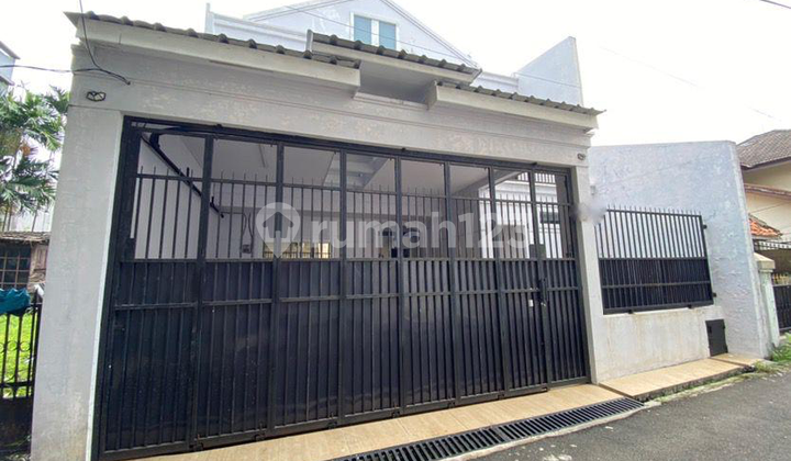 Beautiful House in Cilandak Behind Citos Near Fatmawati MRT 2