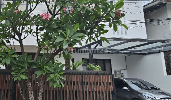 Rumah Cantik Dalam Komplek Cipete Jakarta Selatan 1