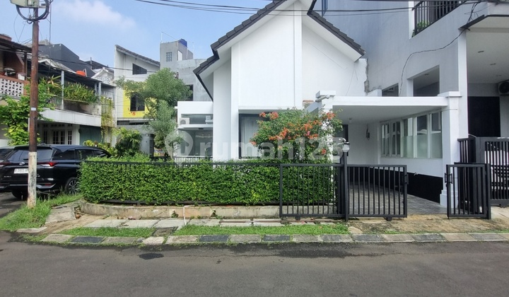 Jual Rumah Siap Huni di Dalam Komplek Ciputat Tangerang Selatan