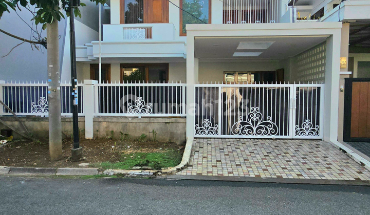 Rumah Impian 2 Lantai di Area Elite Pondok Indah