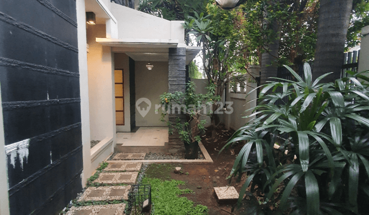 Sewa Rumah Bagus Furnished di Cipete Jaksel Dekat Mrt 1