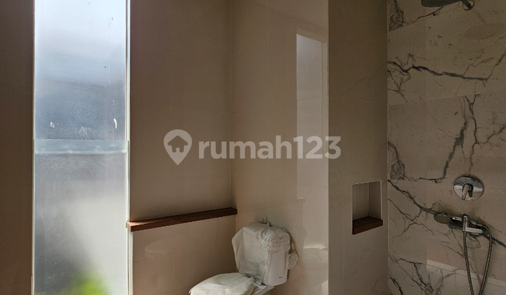 Rumah Cantik Komplek Lebak Bulus Jakarta Selatan Rumah Cantik Komplek Lebak Bulus Jakarta Selatan