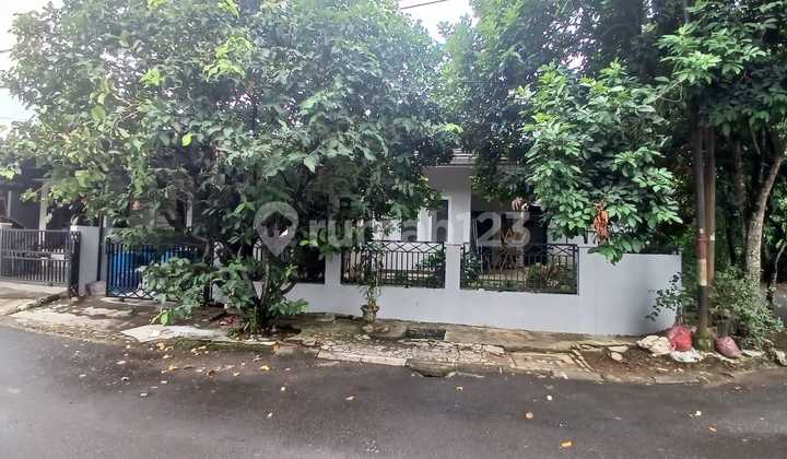 Dijual Rumah Cantik Di Dalam Komplek Bsd Serpong 2