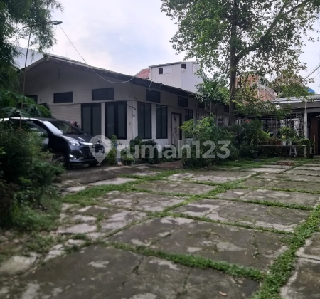 Land Counting House in Cipete