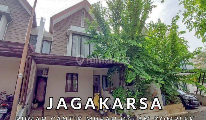 Rumah Cantik Dalam Townhouse Jagakarsa Ciganjur Jakarta Selatan. 
 1