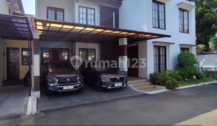 Luxury House in a Complex in Pejaten, South Jakarta, 2 Floors