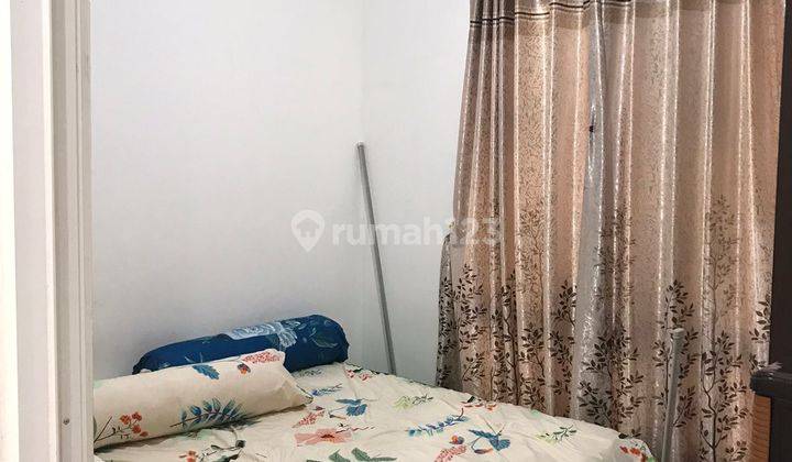 Rumah 2 Lantai Dalam Komplek Di Beji Depok 2