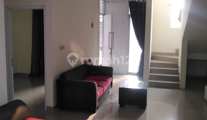 Dijual Rumah Cantik Siap Huni Dalam Townhouse di Pusat Kota Ciputat