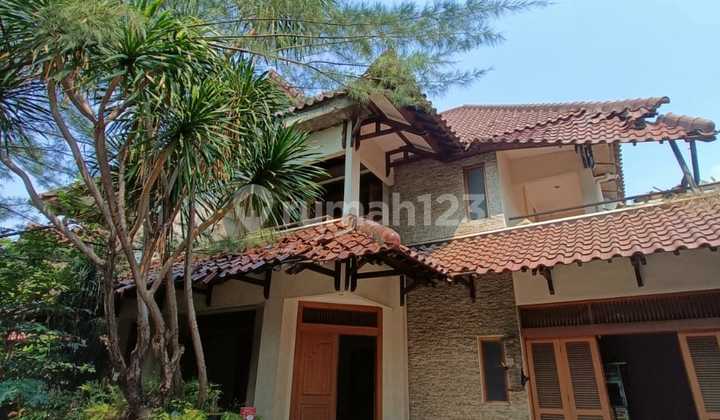 Turun Harga! Dijual Rumah Hitung Tanah Di Perumahan Elit Jalan Lebar Pondok Indah Jakarta Selatan
Turun Harga! Dijual Rumah Hitung Tanah Di Perumahan Elit Jalan Lebar Pondok Indah Jakarta Selatan
