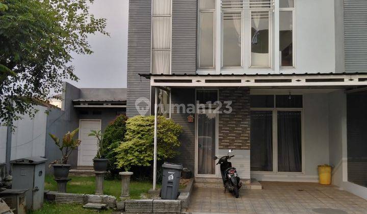 Rumah cantik 2 lantai siap huni dalam townhouse di Pusat Kota Ciputat Tangerang Selatan 1