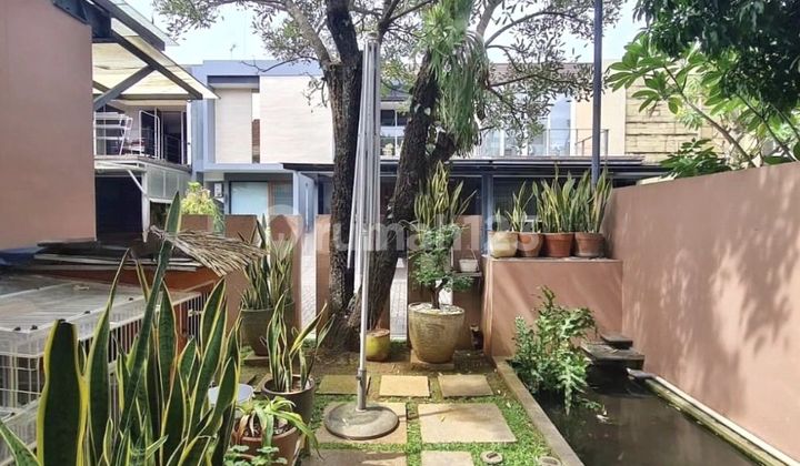 Rumah 4 Kamar Tidur Private Pool dalam Townhouse di Ampera Kemang Jakarta Selatan

 2