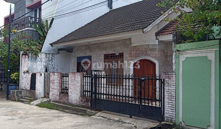 Rumah murah akses jalan lebar dalam komplek di Jatibening Pondok Gede Bekasi

 1