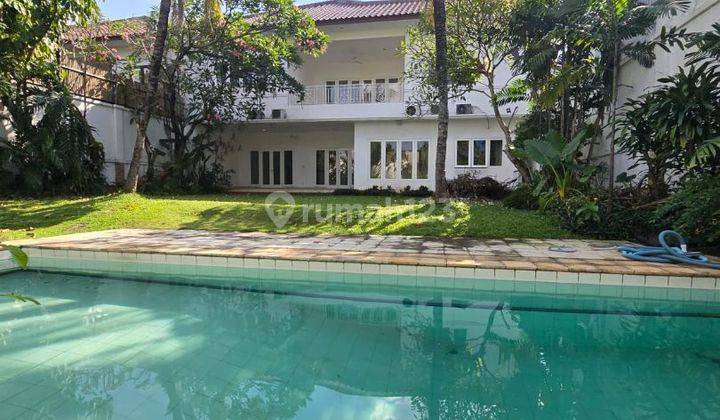 Rumah Mewah Area Elit Kemang Jakarta Selatan 100 meter dari Jalan Raya 1