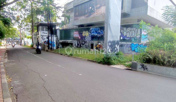 Turun Harga Gedung Siap Pakai di area Elit Kemang Dekat Kebayoran Baru Jakarta Selatan

 2