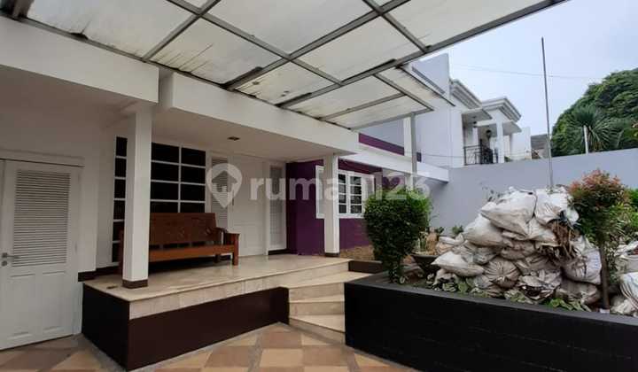 House for Rent Near the Park in Pondok Indah, South Jakarta