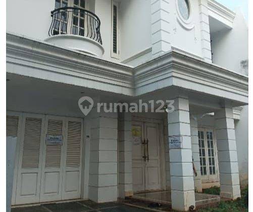 Rumah Mewah Dalam Townhouse Exclusive Dan Strategis Di Lebak Bulus Jakarta Selatan

 1