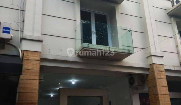 Dijual Ruko 3 lantai di Cipete Jakarta Selatan

 1