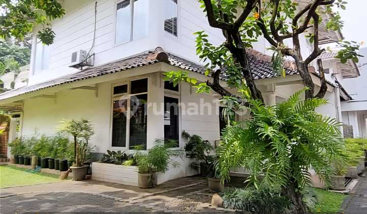 4 Unit Rumah Dalam Kompleks