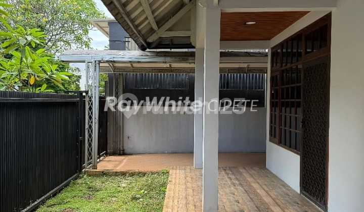 Rumah Siap Huni Dalam Kompleks Lebakbulus 2