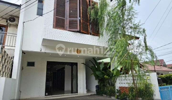 Beautiful House Near MRT Cipete Fatmawati Station