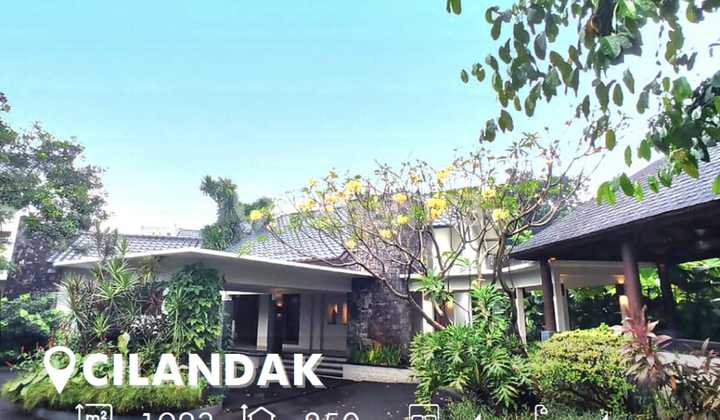 Resort-Style Luxury House in Cilandak