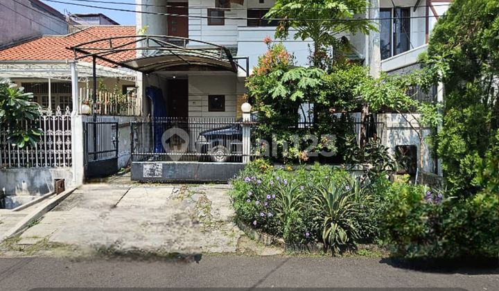 Rumah Hitung Tanah Di Pondok Indah