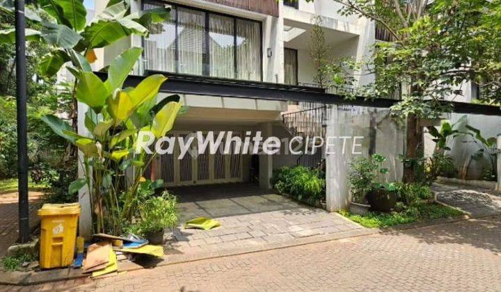 Rumah cantik dalam townhouse lebak bulus 2