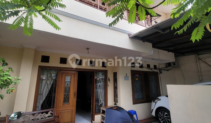 Ready-to-Occupy House Suitable for Business Use 2