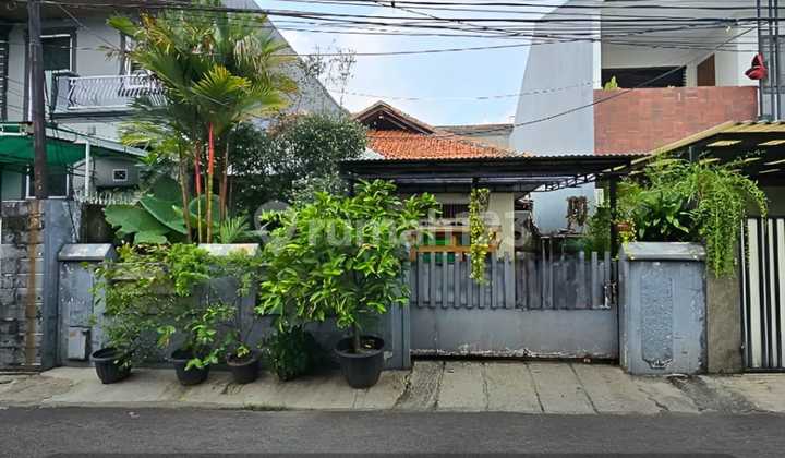 Old House Land Survey in Cipete Near MRT Station
