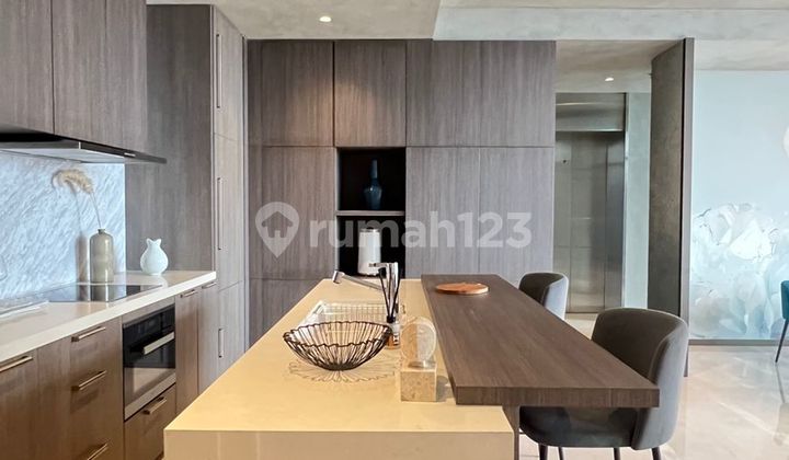 3+1 Bedroom Apartment Fully Furnished with Private Lift at Verde Two, Jakarta 2