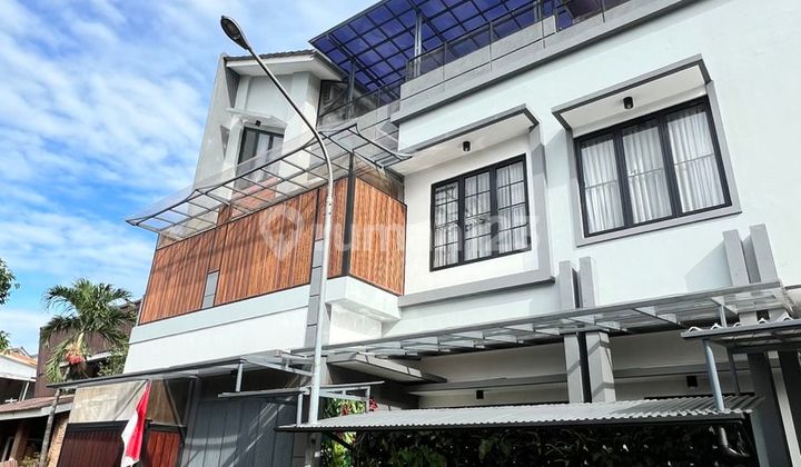 Rumah Mewah 3 Lantai 16X12 Ada Kolam Renang di Bintaro Tangerang 2