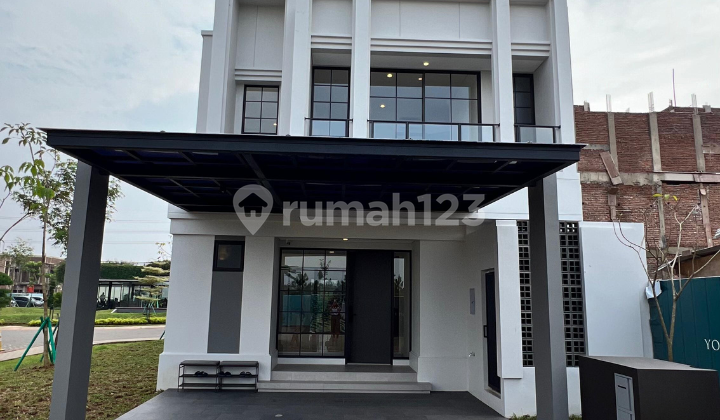 Luxury 2-Story House in Welton Signature Hiera, Bsd City