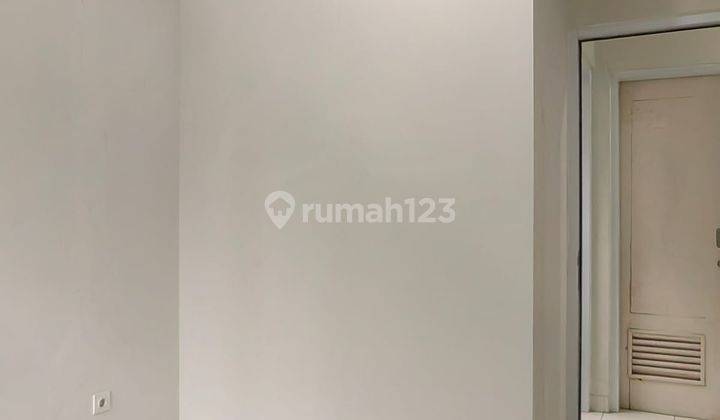 kamar tidur dijual cepat rumah 2 lantai