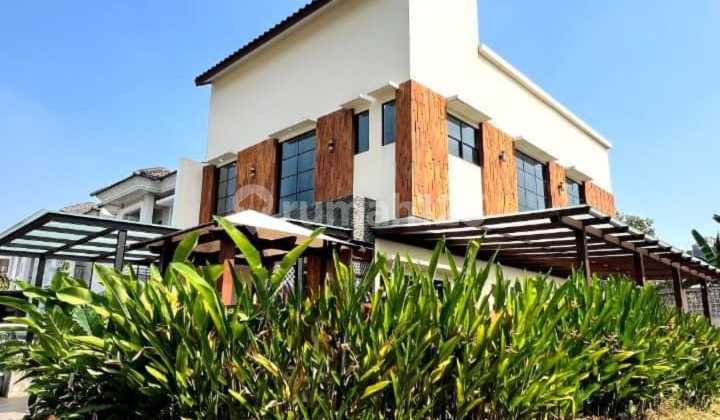 Rumah Hook KT 4+1 Ada Swimpool & Gazebo Di The Lavender Serpong 