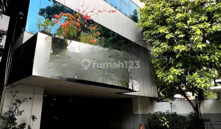 Gedung 4 Lantai Luas Bangunan 2500 SQM Di Menteng Jakarta Pusat 2