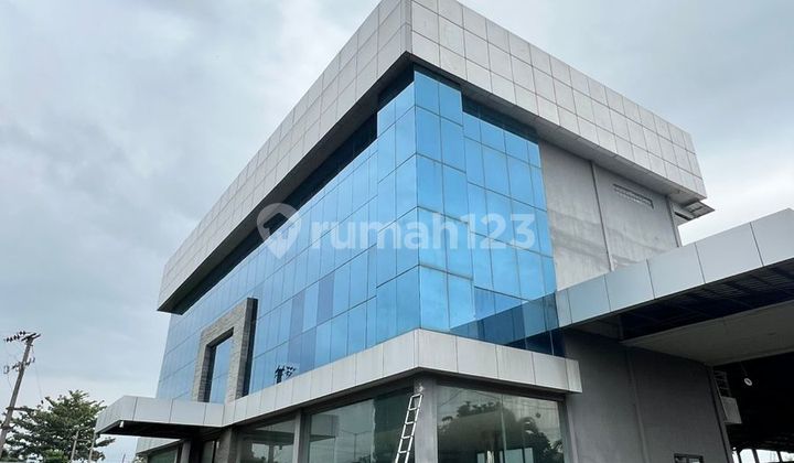 Warehouse Area 6,540 Meters, 2-Storey Office Building in Pantura Cirebon