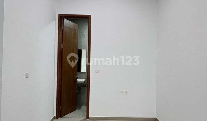 Rumah Mewah 3LT 14,5x18 Siap Huni Di De Latinos BSD Tangerang 14